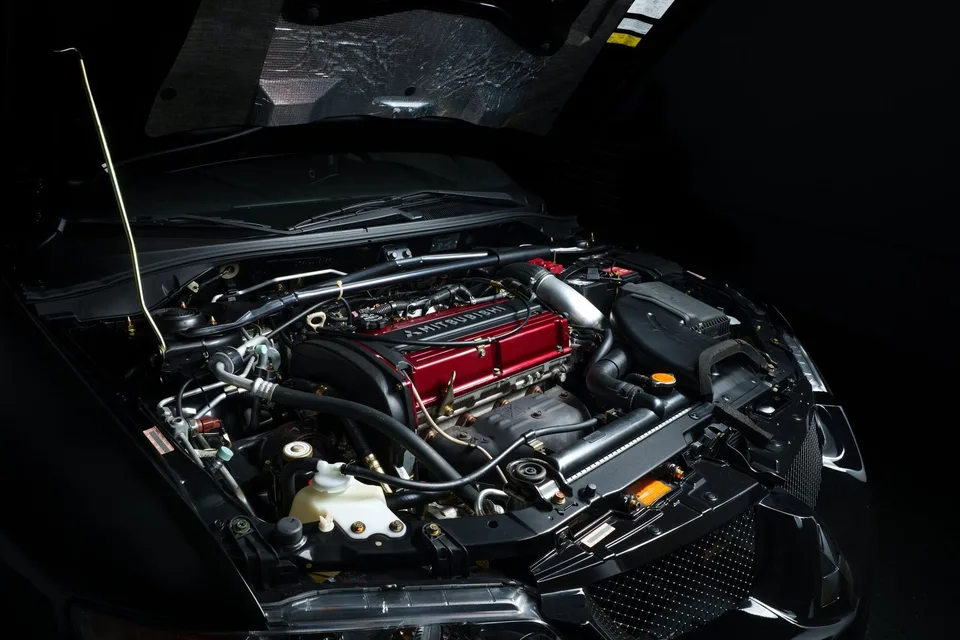 Evolution VIII interior detail