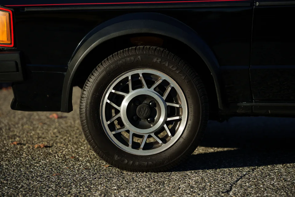 1983 Volkswagen Rabbit GTI — Snowflake alloy wheel