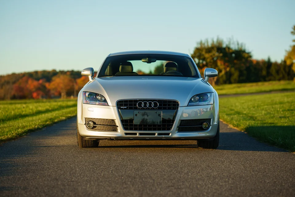 2008 Audi TT 3.2 Quattro — Front view