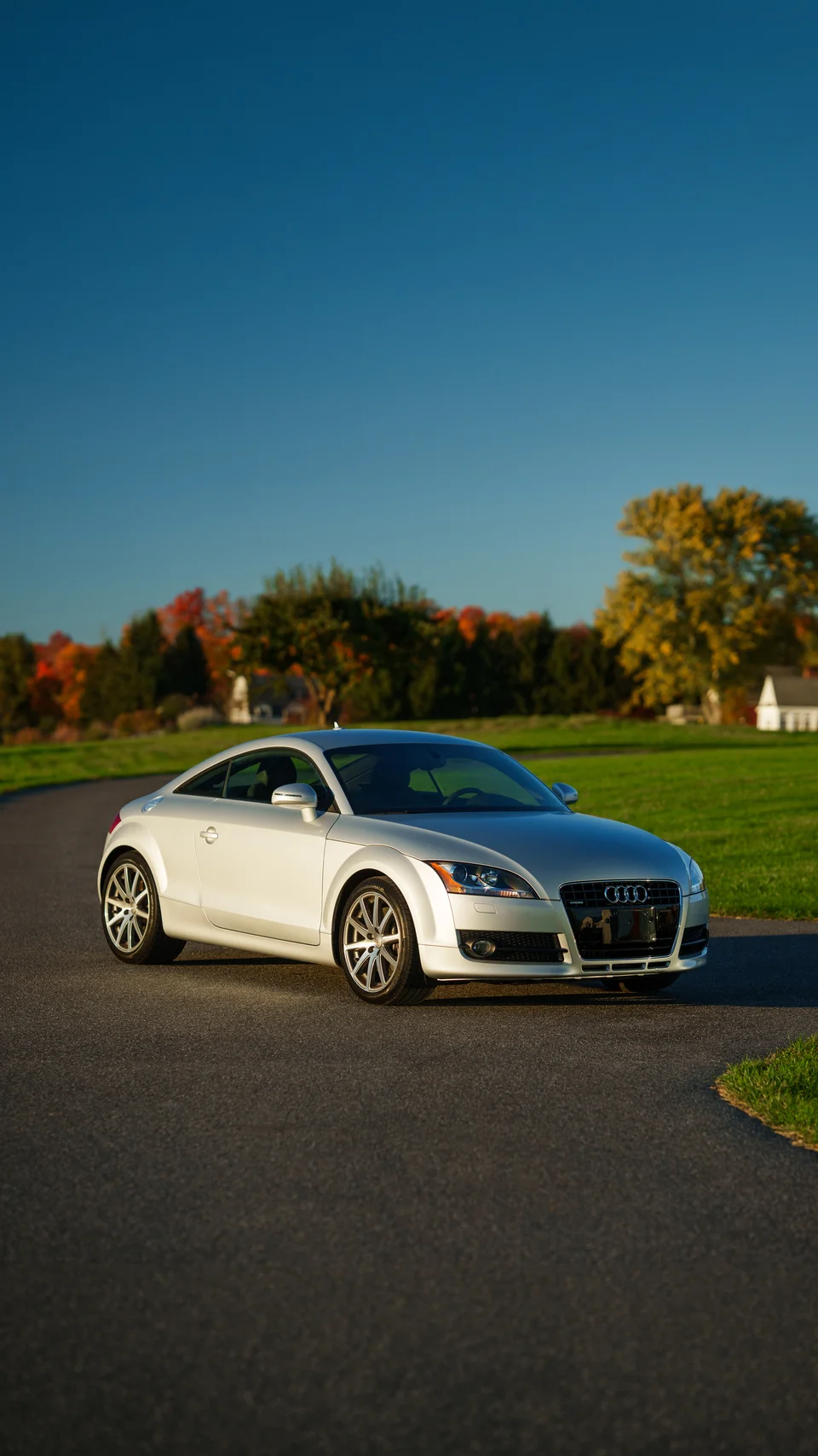 Silver Audi TT 3.2 Quattro