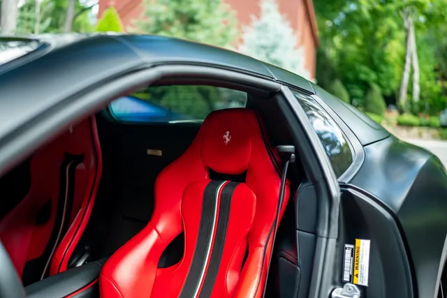 2023 Ferrari 812 GTS photo 24