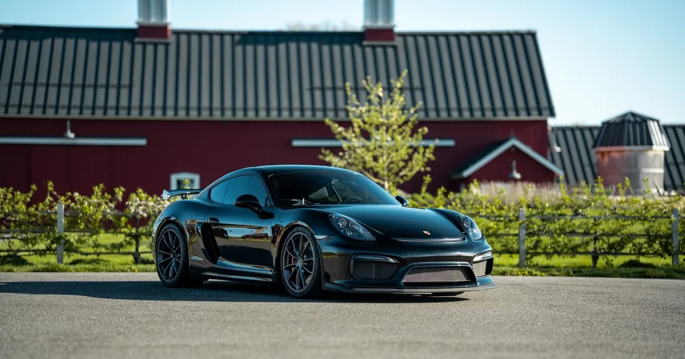 2016 Porsche Cayman GT4